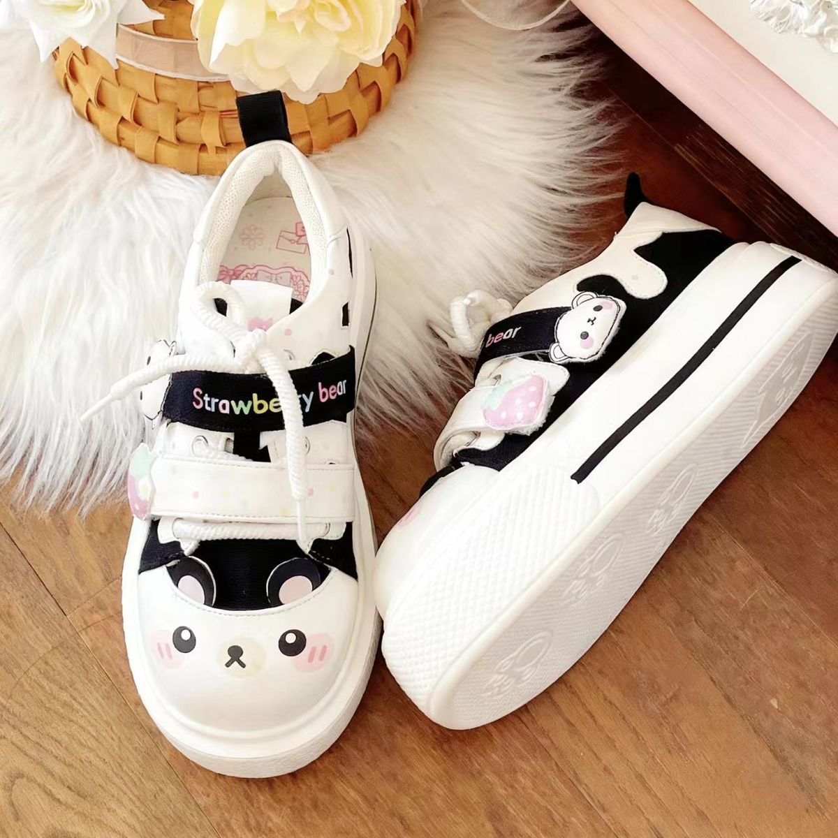 2026年秋新作 可愛いイチゴ柄ベアロリータキャンバスシュー - Women Shoes Sale のレビューと価格