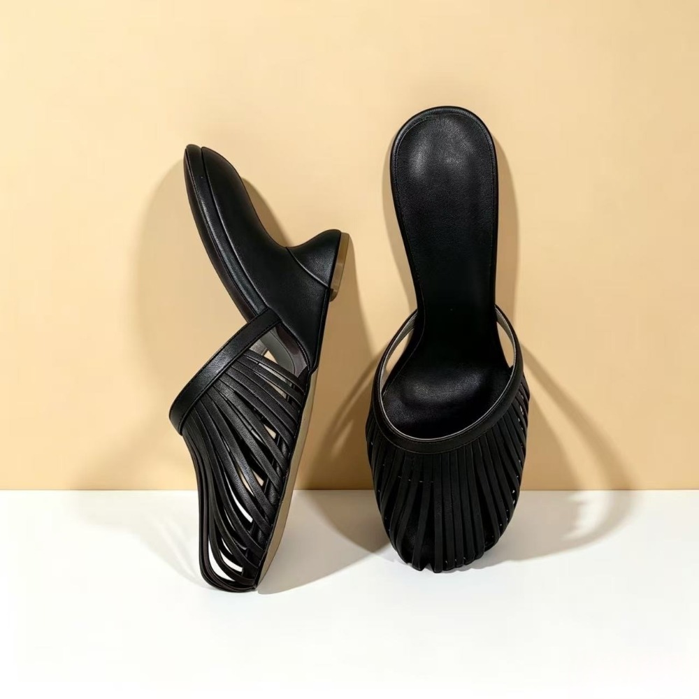 2026年夏 レディース メタリックストラップ カットアウト - Metallic Heel Sandal のレビューと価格
