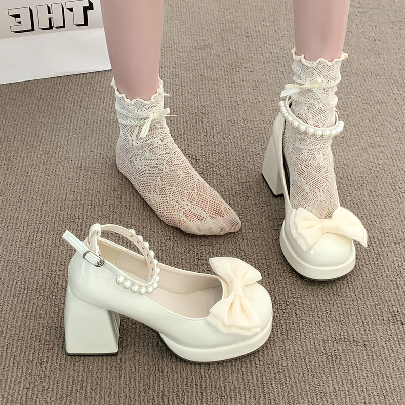 パテントレザー プラットフォーム レディース メリージェーン - Patent Leather Pump のレビューと価格