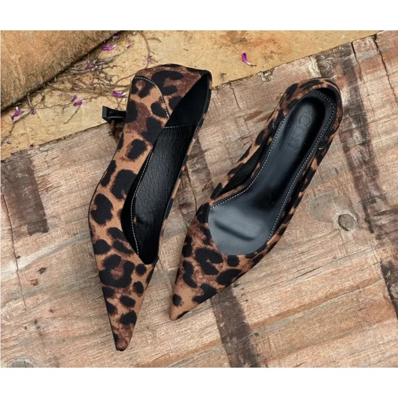 2024 女性のセクシーなハイヒールバーガンディヌードパンプ - Women'S Shoes In Fashion のレビューと価格