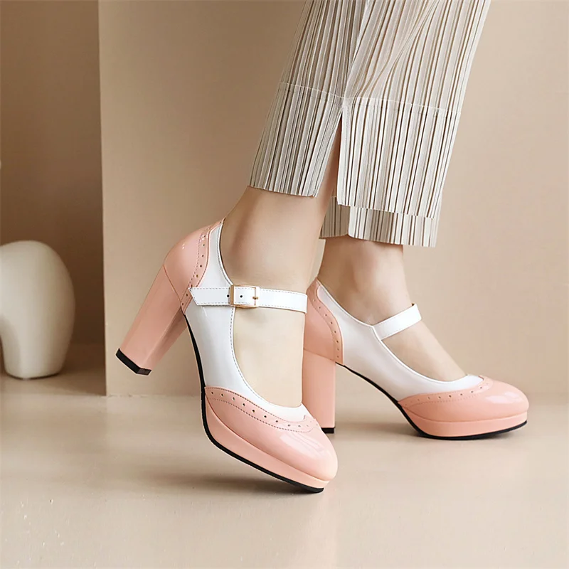 黄色のミックスカラープラットフォームメリージェーンズ女性用ラ - Patent Leather Pump のレビューと価格