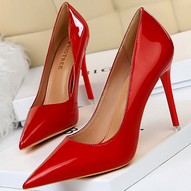 BIGTREE シューズ パテントレザーシューズ レディース - Patent Leather Pump のレビューと価格