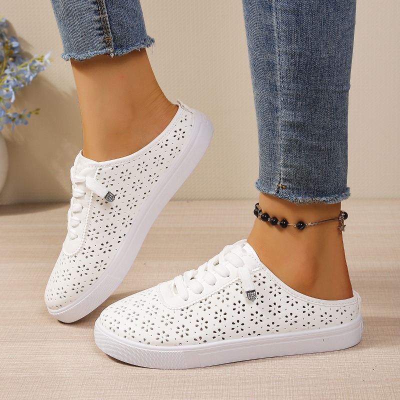花柄カットアウトスリッポンミュールトレーナー、伸縮性のあるク - Slip On Mule Flat のレビューと価格