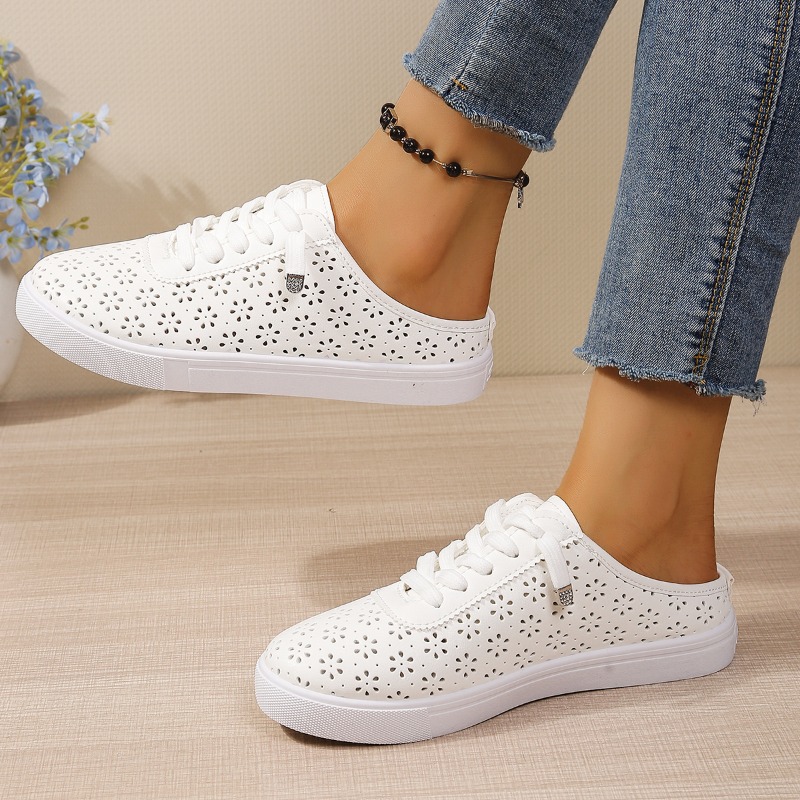 花柄カットアウトスリッポンミュールトレーナー、伸縮性のあるク - Slip On Mule Flat のレビューと価格